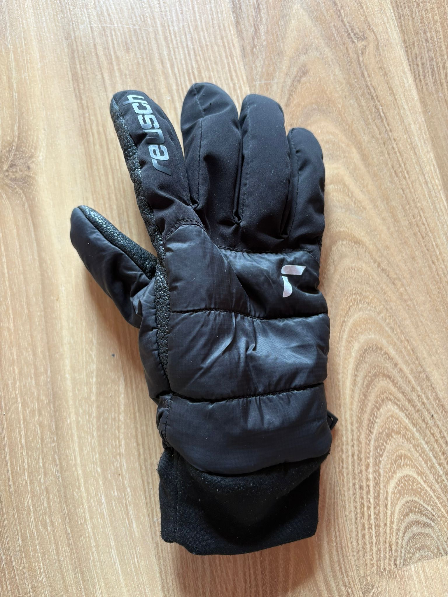 1 gant noir REUSCH